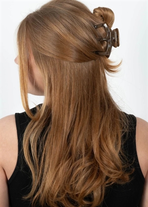 Josie été big clip Brown Sui Ava
